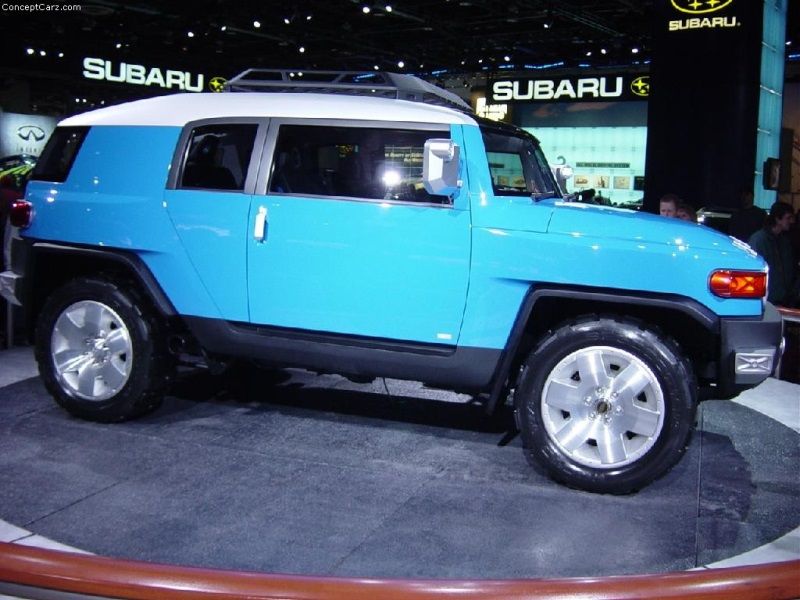 Toyota FJ Cruiser - 2003 Detroit Auto Show