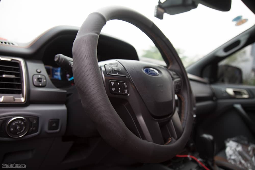 ford steering wheel buttons not working