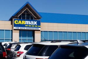 does carmax change oil before selling