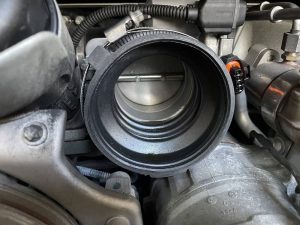 oil in throttle body