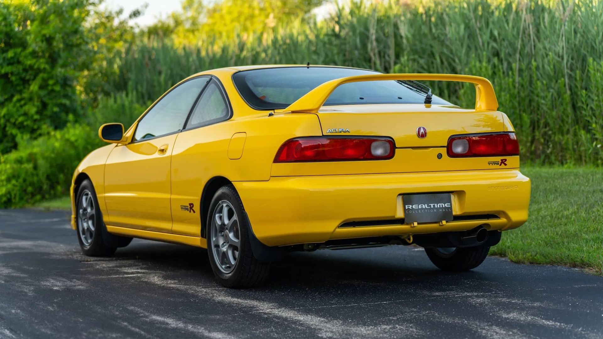 2001_acura_integra-type-r_Copy-of-_DSC4175-HDR-03378-scaled