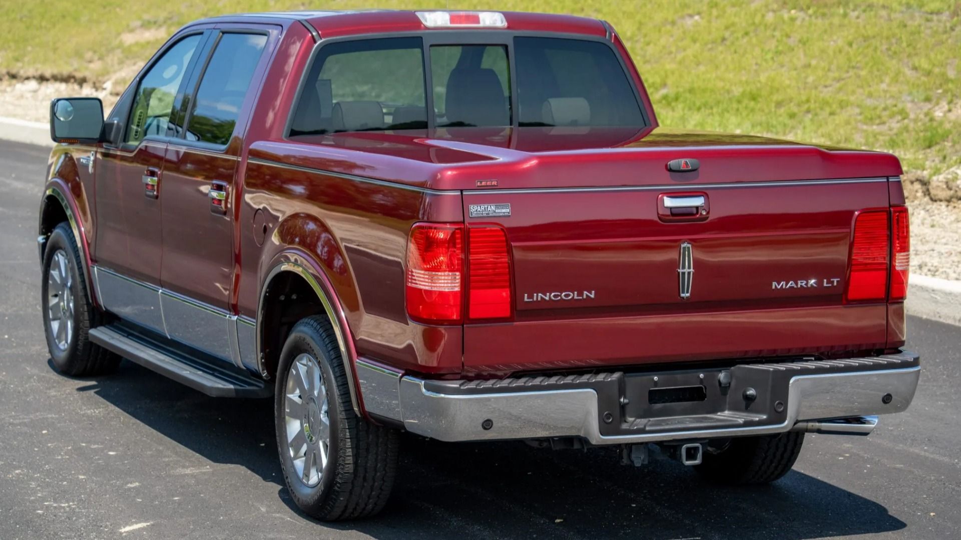 2006 Lincoln Mark LT Bring A Trailer (4)