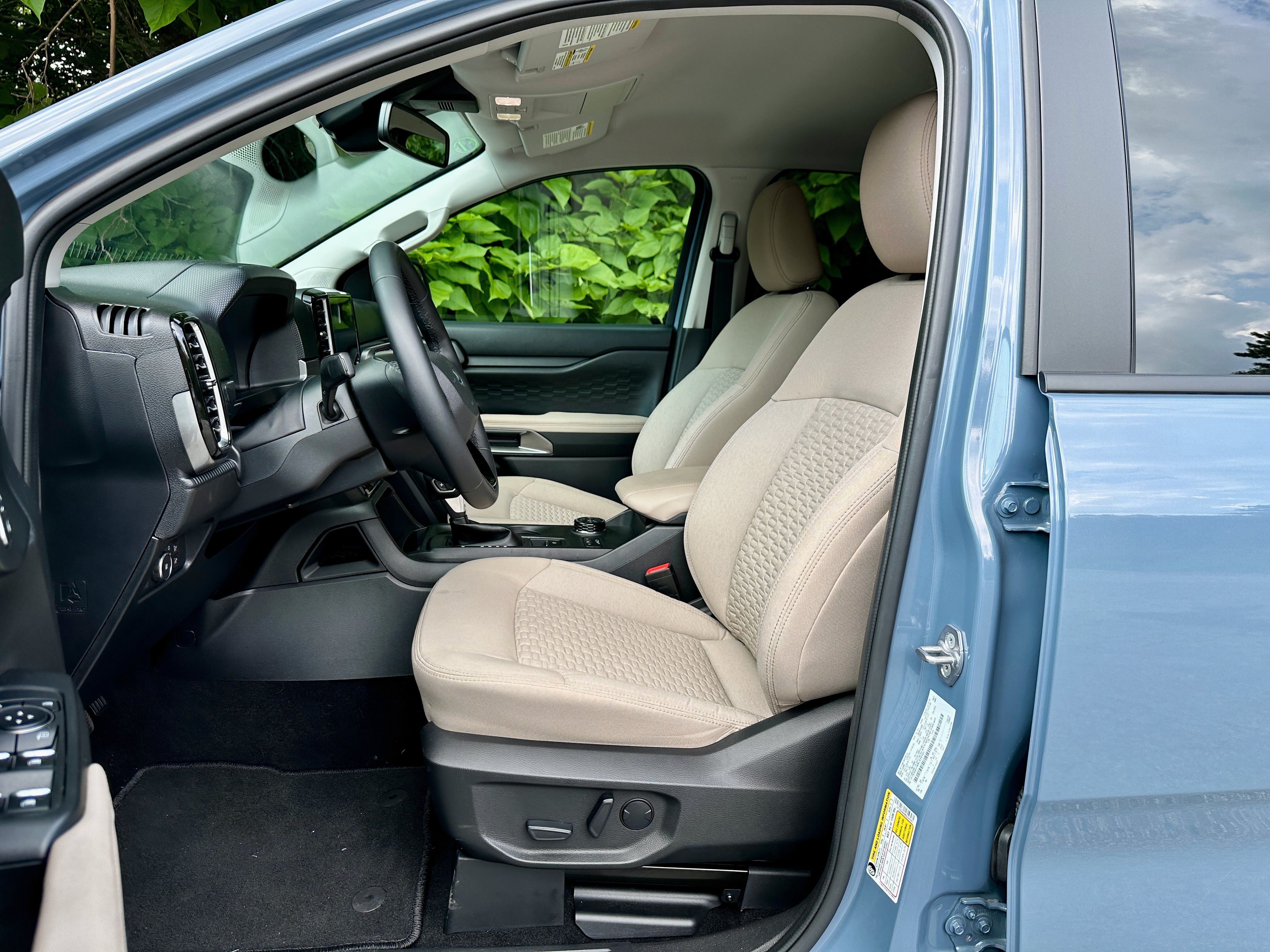 2024-ford-ranger-front-seats-1 The front seats of the 2024 Ford Ranger