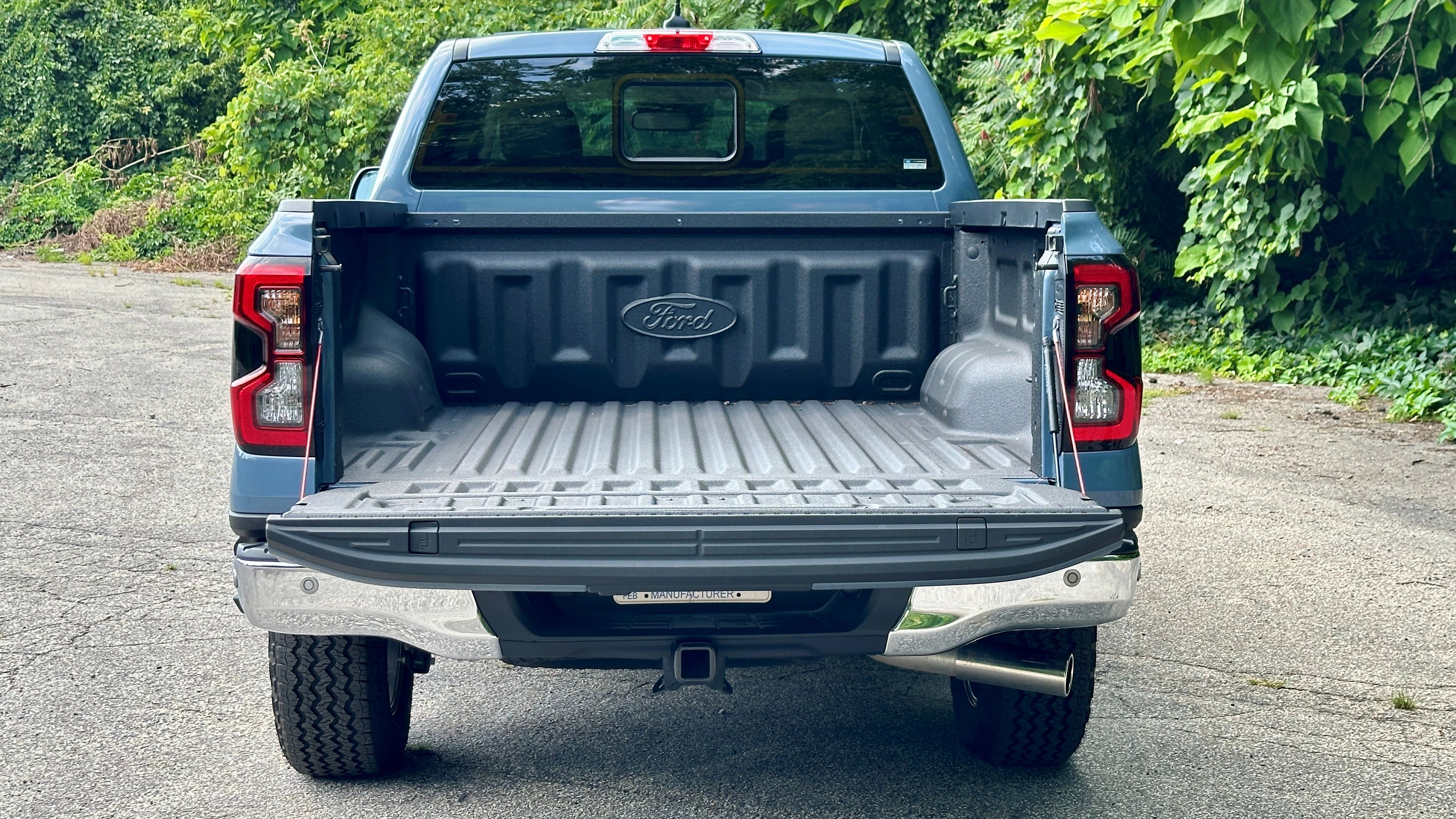 2024-ford-ranger-tailgate-down-1 The 2024 Ford Ranger with open tailgate