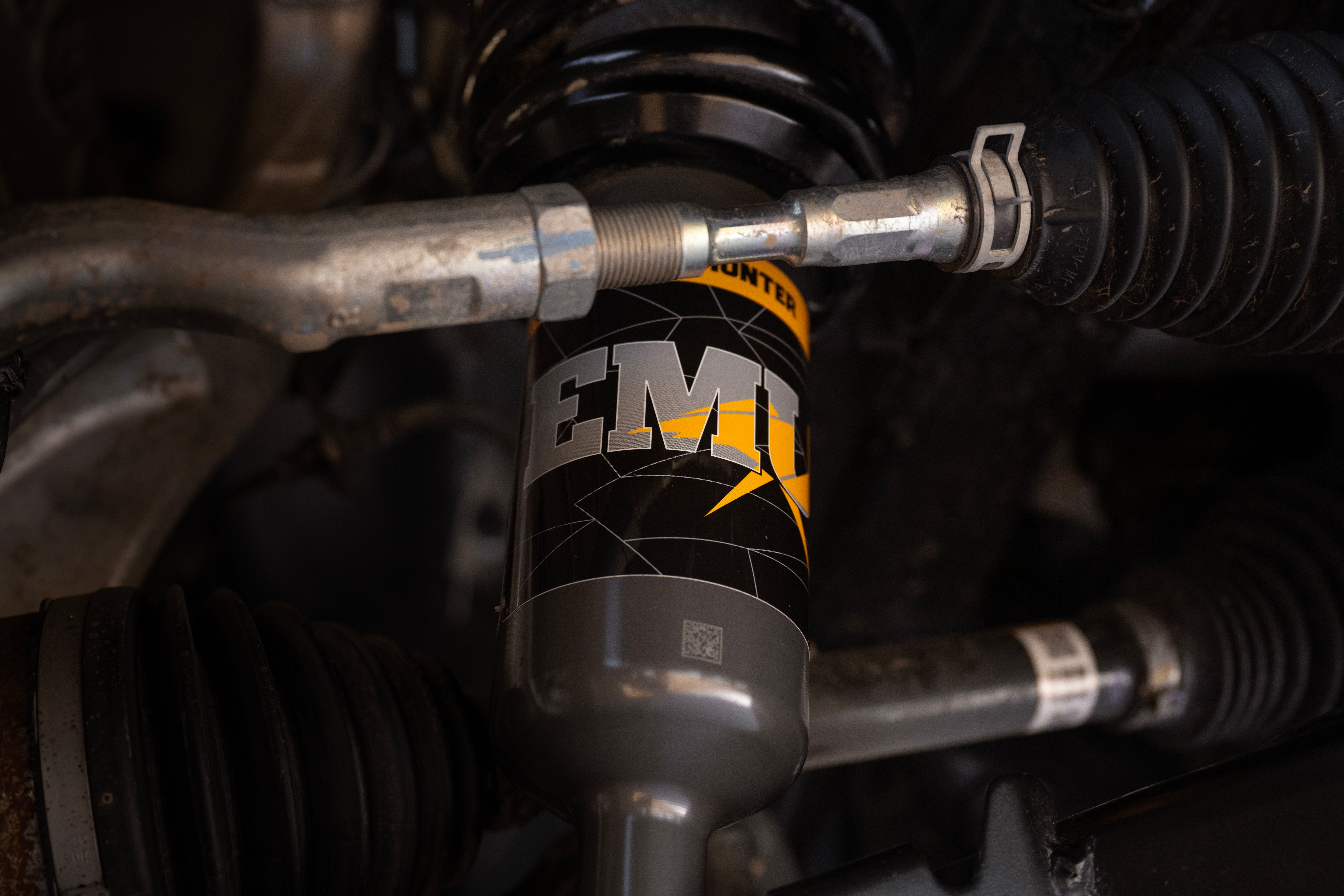 2024_toyota_tacoma_trailhunter_bronze-oxide_057 2024_Toyota_Tacoma_Trailhunter old Man Emu suspension