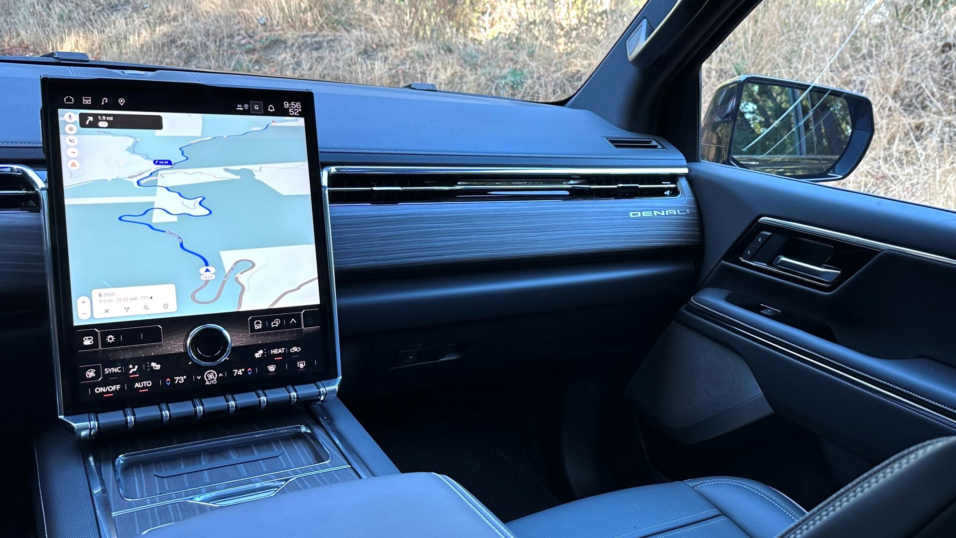 2025-gmc-sierra-ev-17jpg 2025 GMC Sierra EV touchscreen