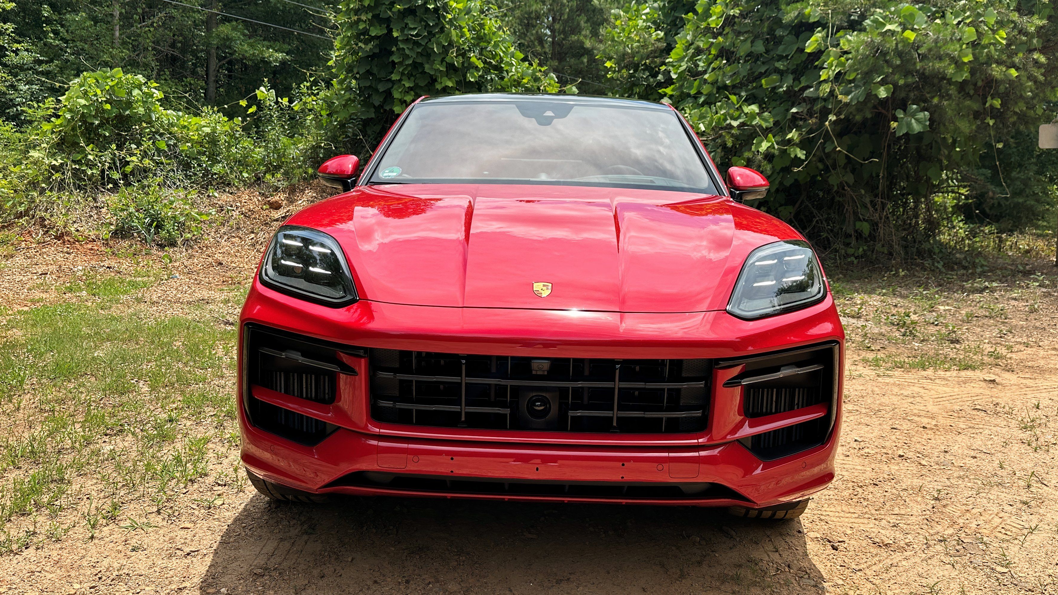 2025-porsche-cayenne-gts-front-1 2025 Porsche Cayenne GTS Front
