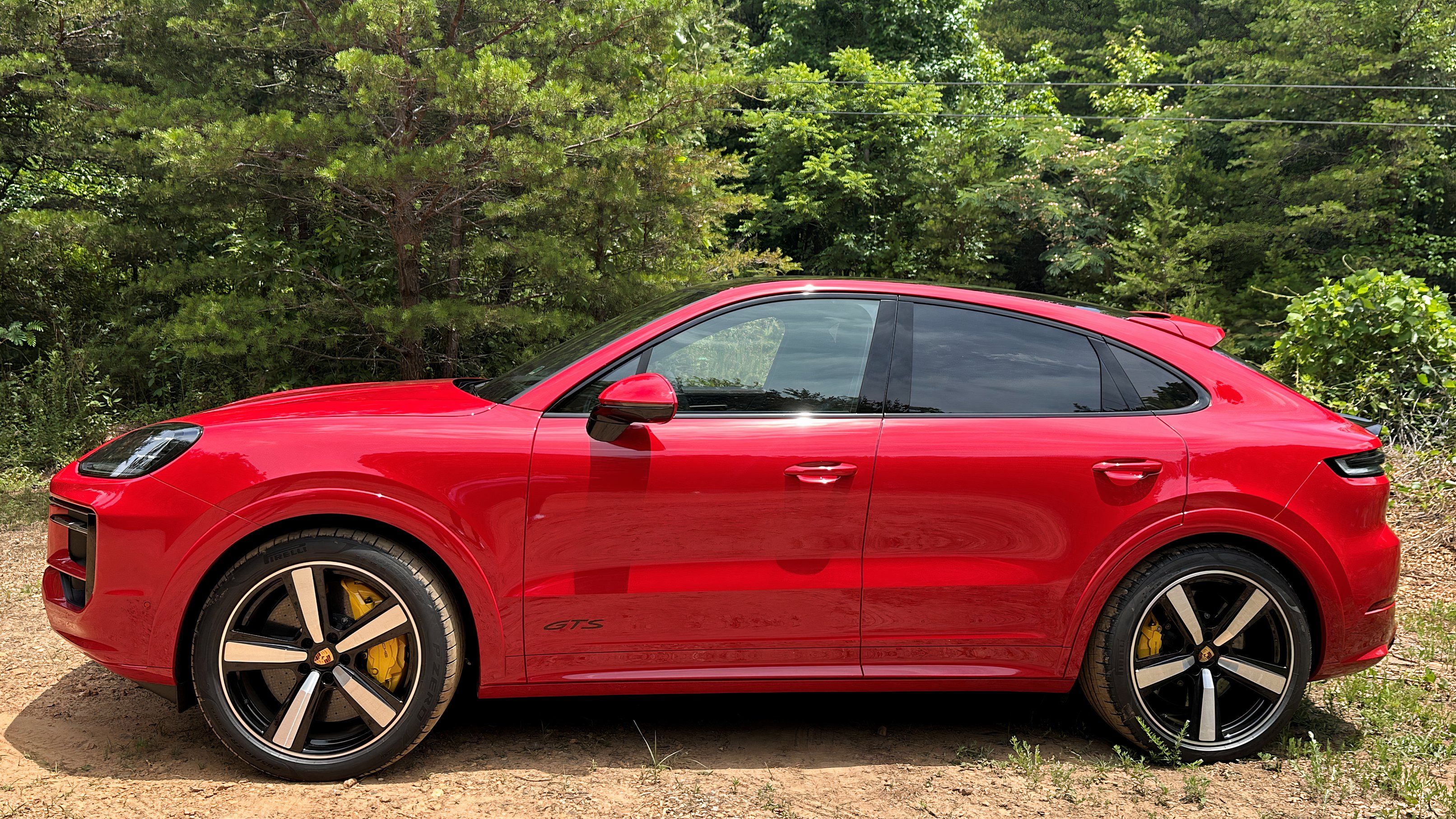 2025-porsche-cayenne-gts-profile-1 2025 Porsche Cayenne GTS Profile