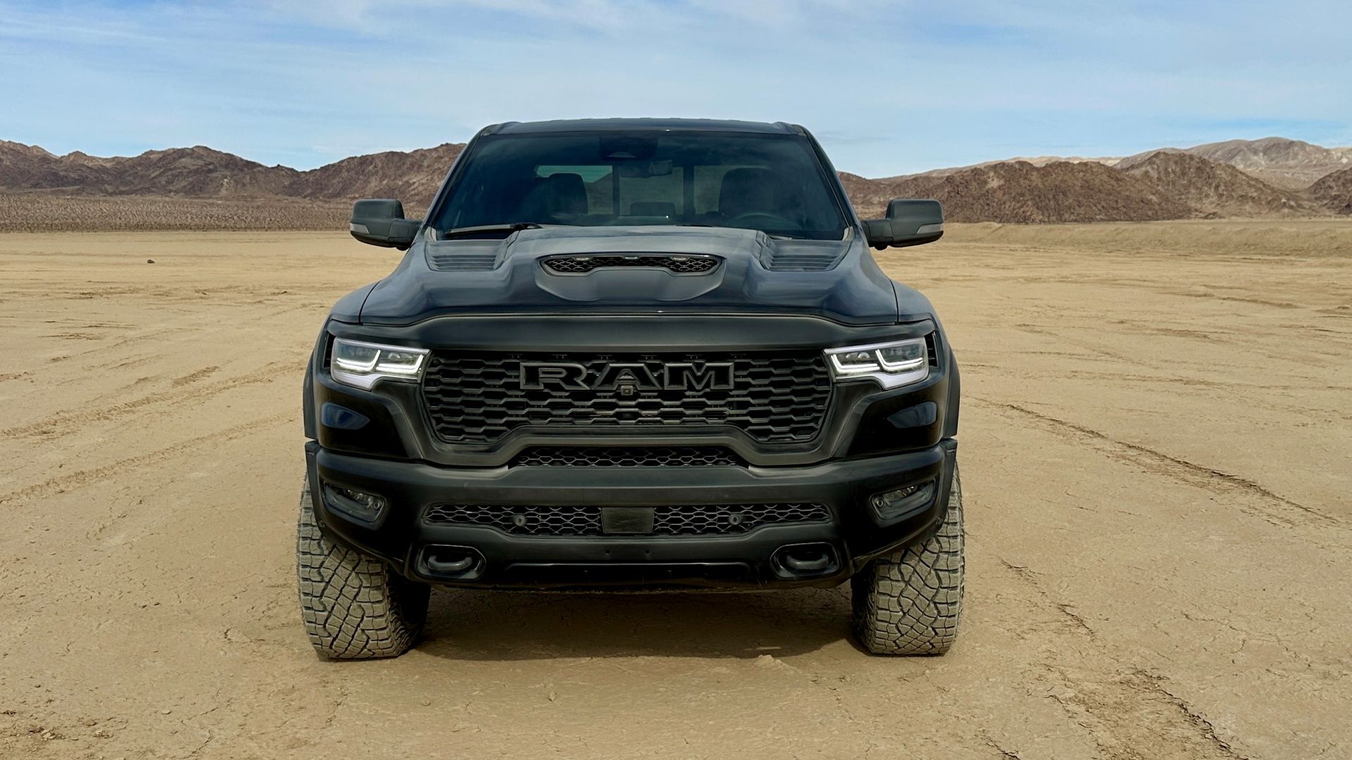 2025 Ram 1500 RHO front