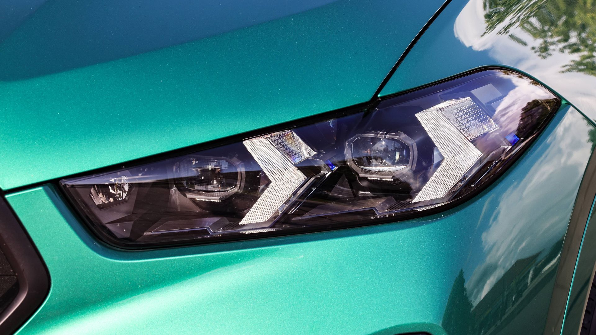 2026 BMW X6 M60i xDrive headlight