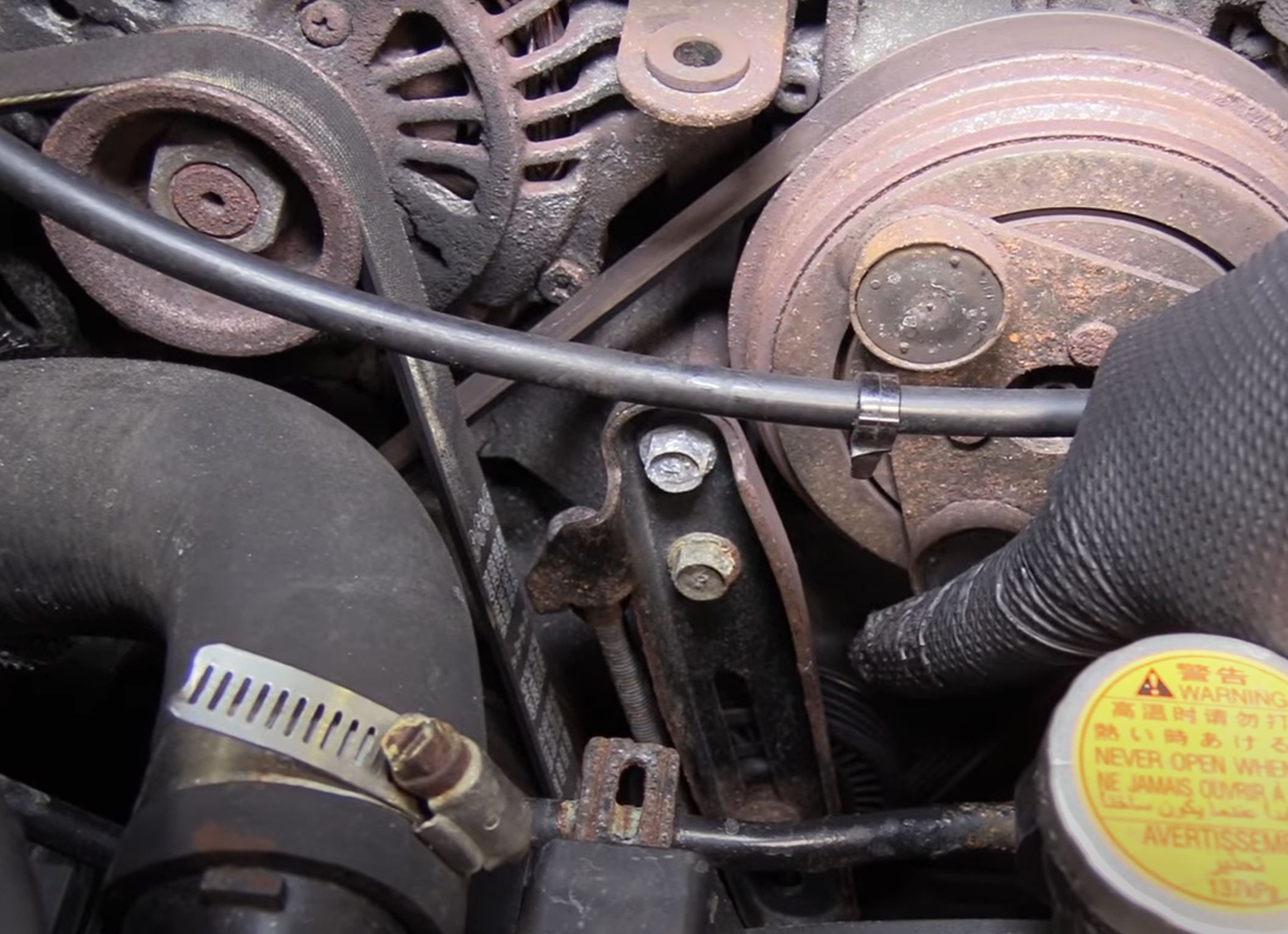 accessory-belt-manual-tensioner Accessory belt manual tensioner