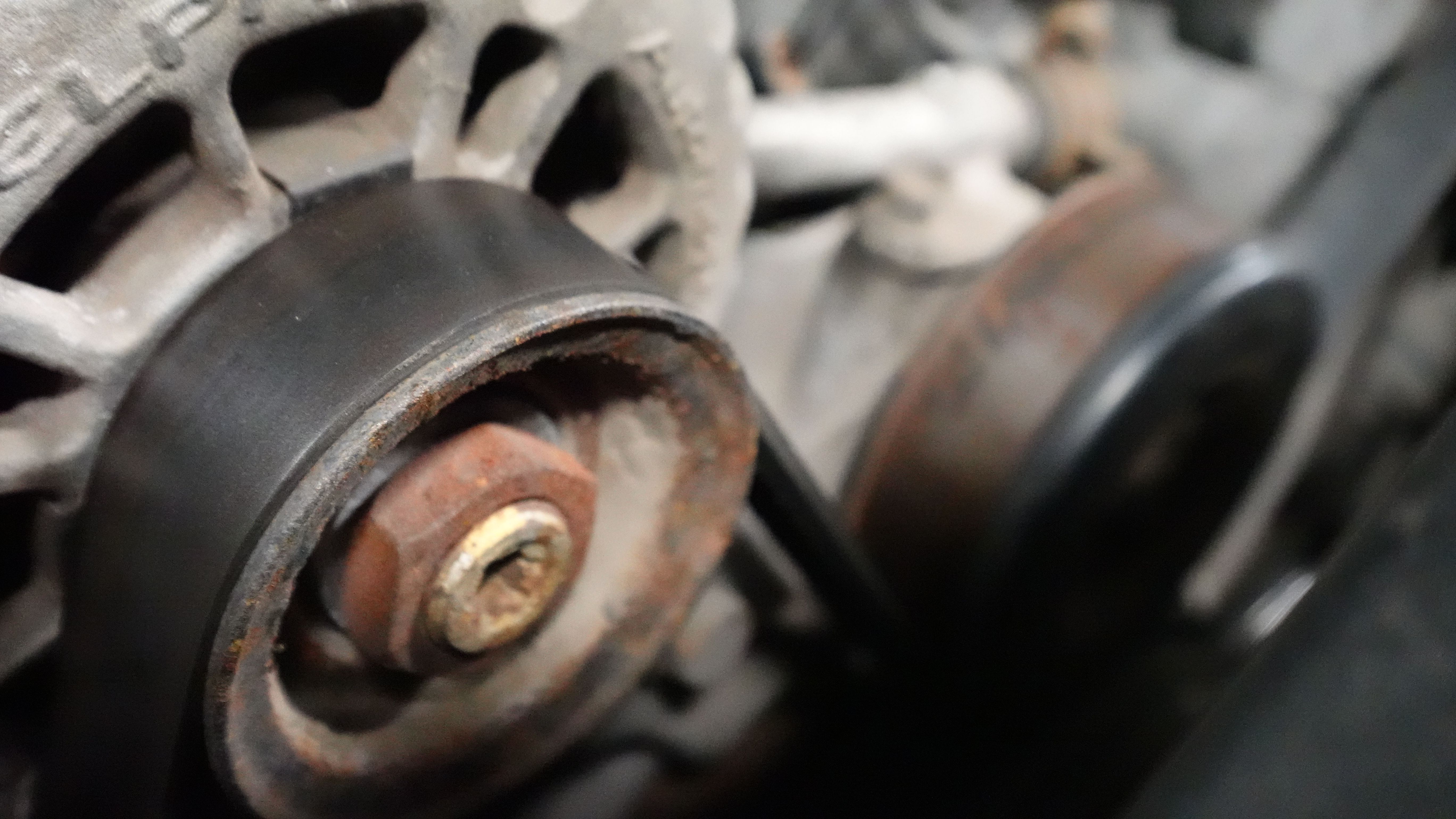 alternator-and-serp-belt Alternator and serp belt