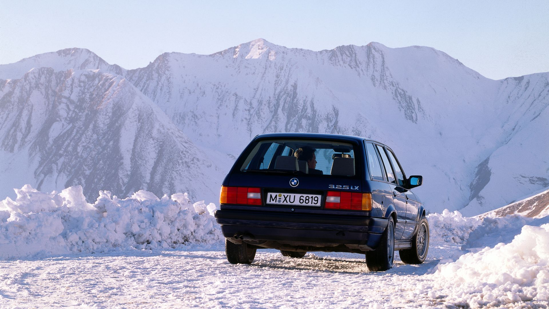 BMW E30 3 Series Touring. Station wagon-1