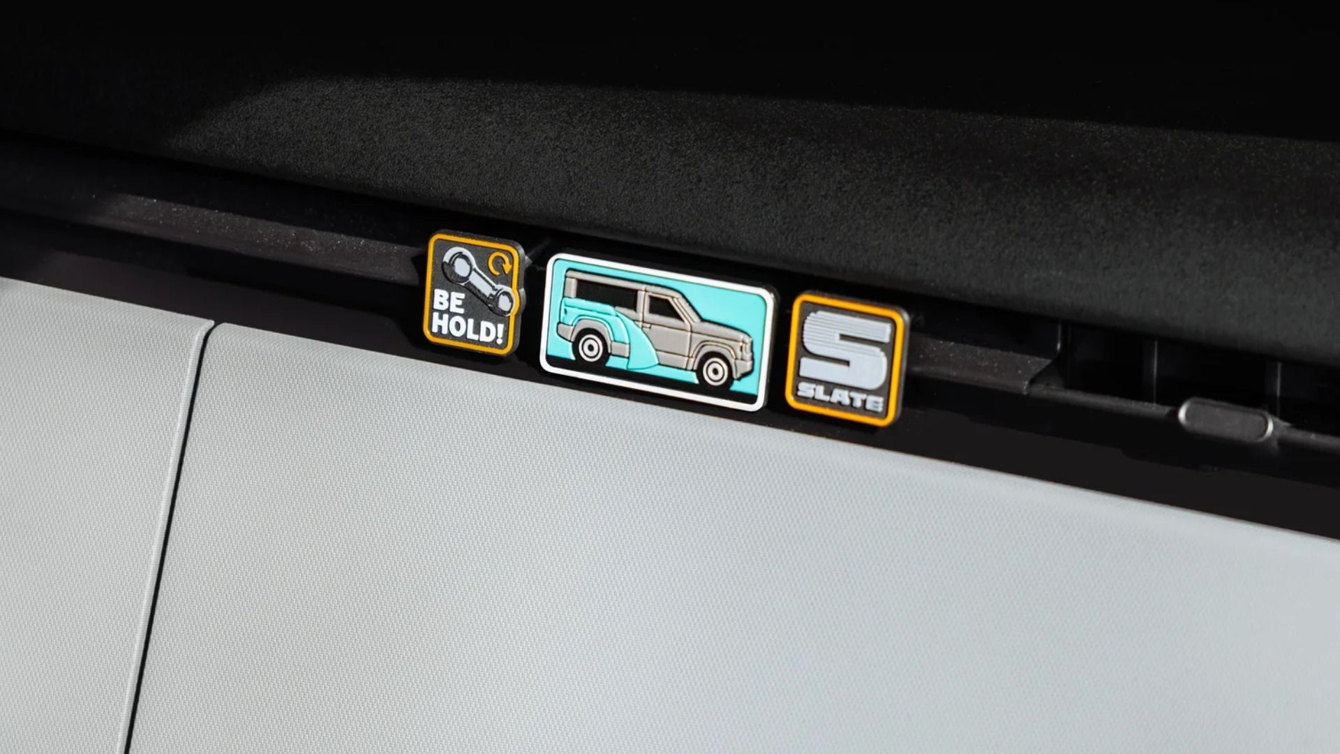 Slatelets on a dashboard