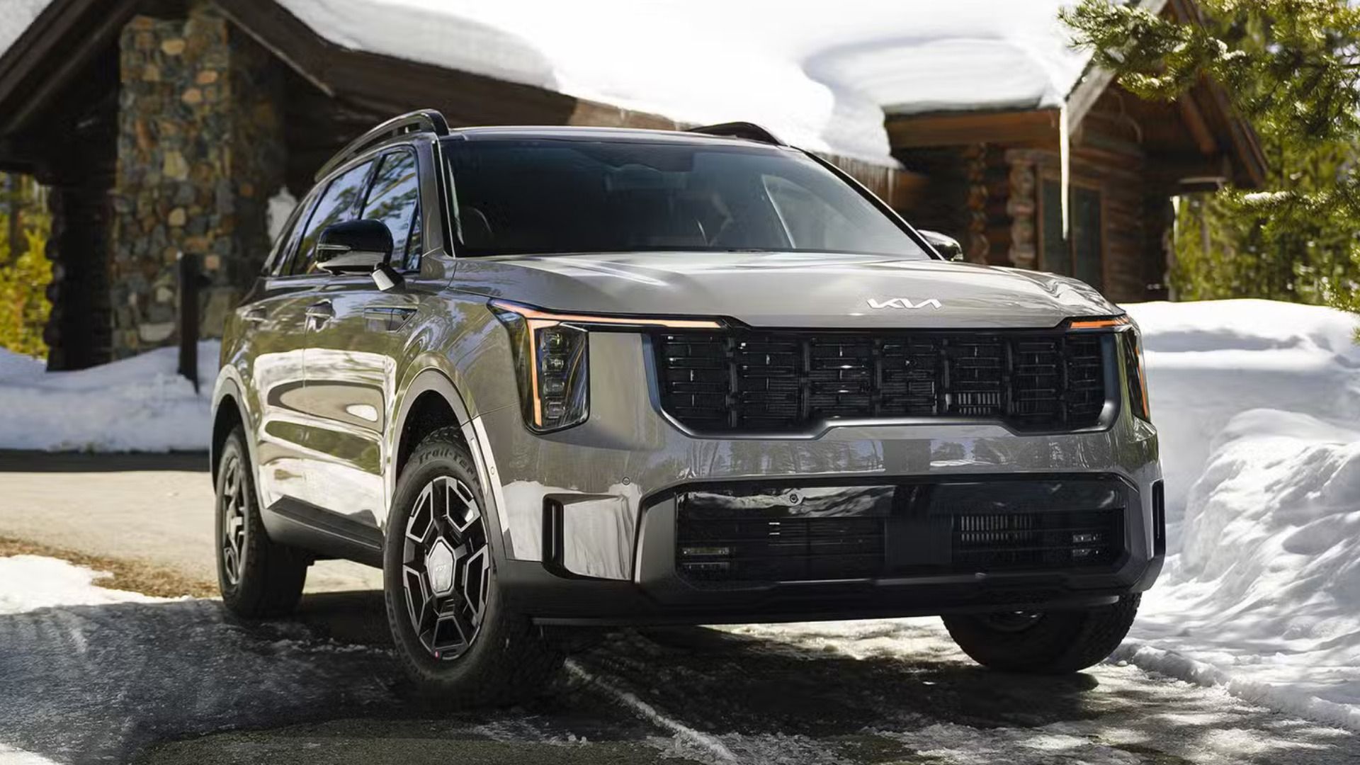 2025 Kia Sorento Front Angled View