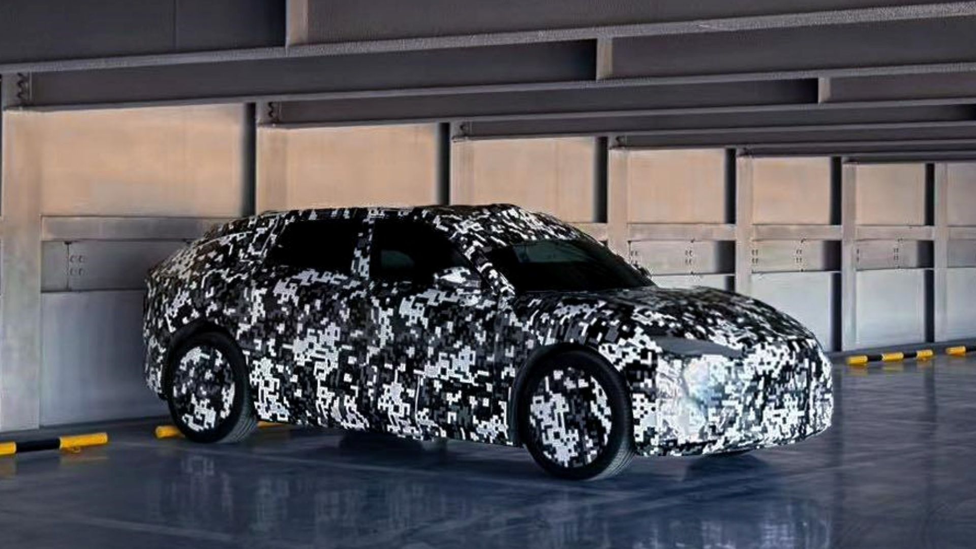 faraday-x-prototype-super-one-mule-1-1 Faraday X prototype mule