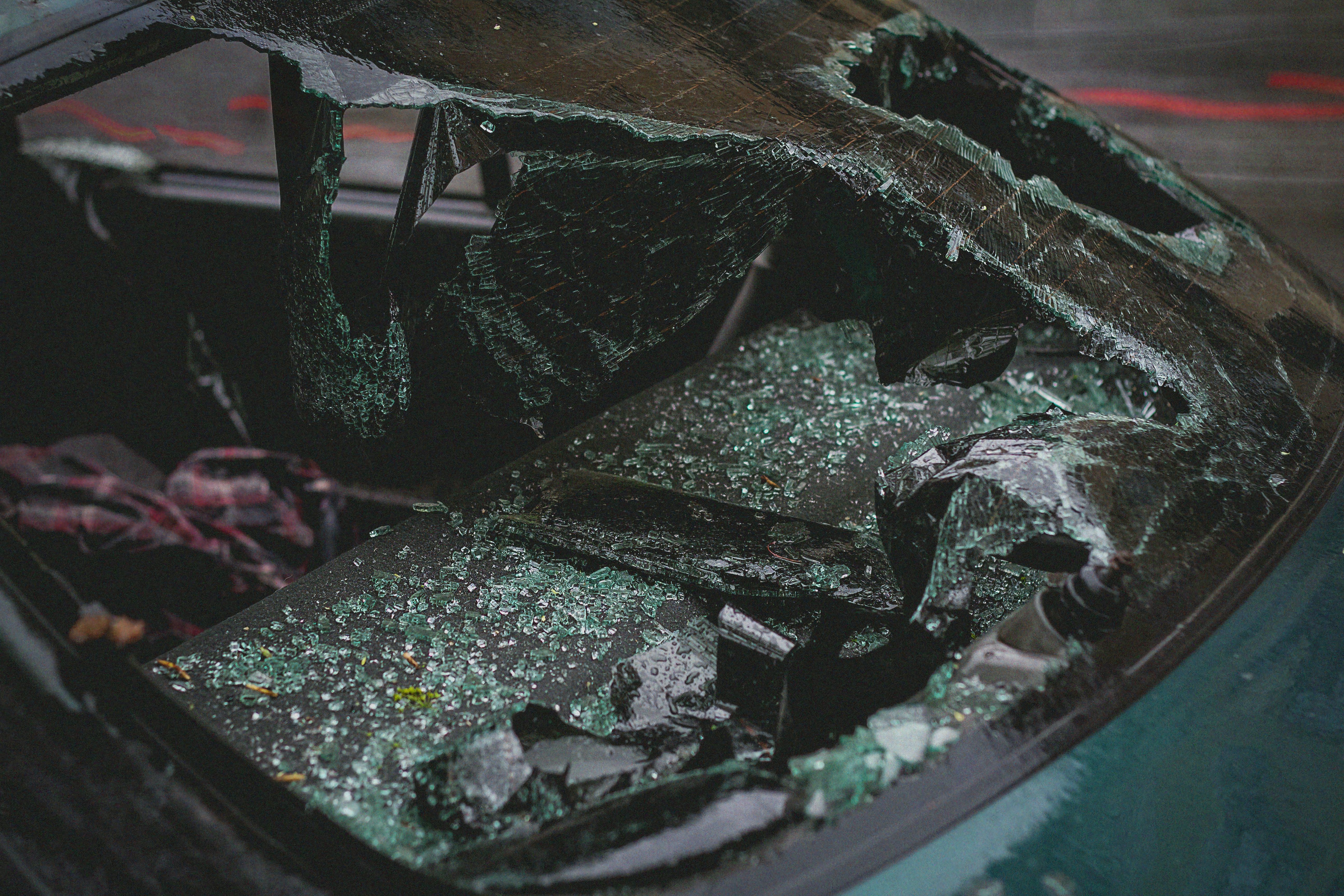 pexels-artyom-kulakov-1190754-2265634 Windshield destroyed from an accident