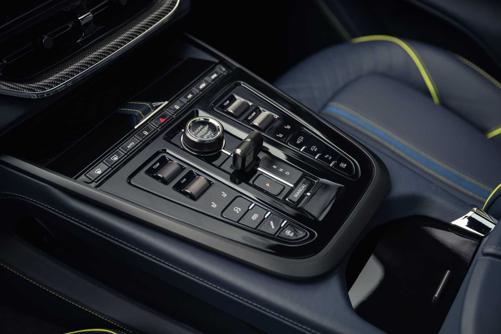 2025 Aston Martin DBX 707 center console
