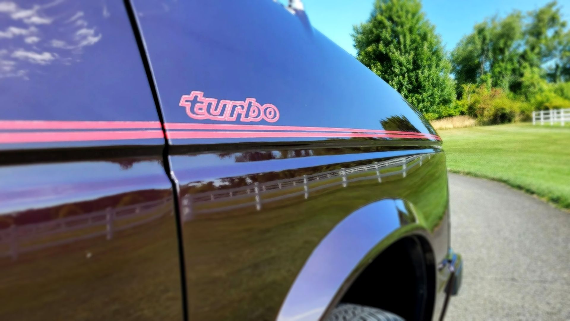 1989_dodge_caravan_turbo_front_fender maroon