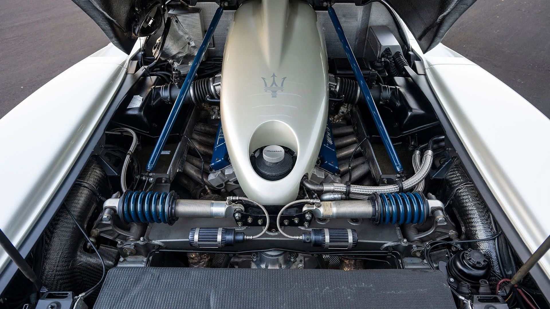 2005 Maserati MC12 Stradale Engine