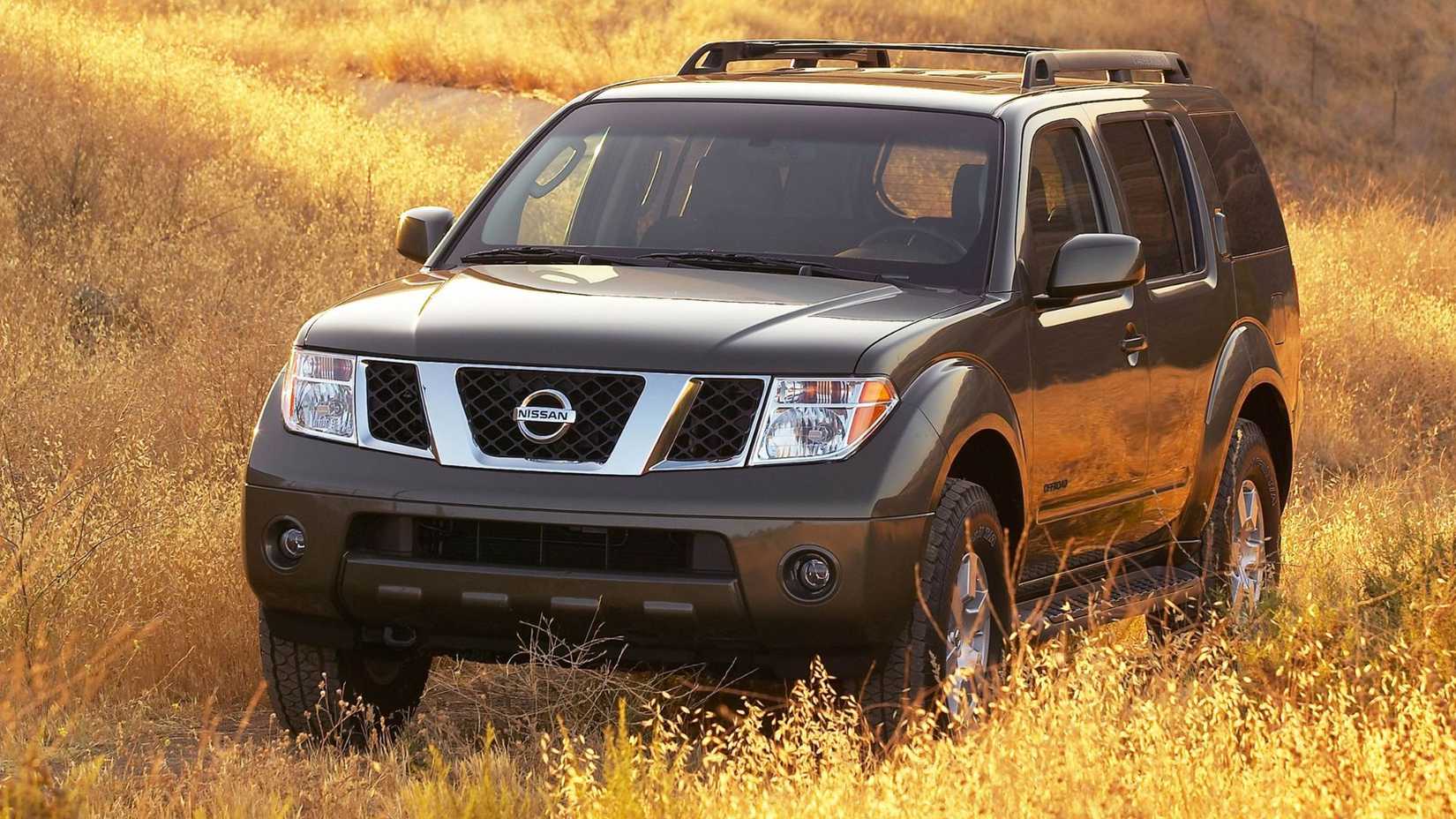 2008-2012 Nissan Pathfinder Front 3/4