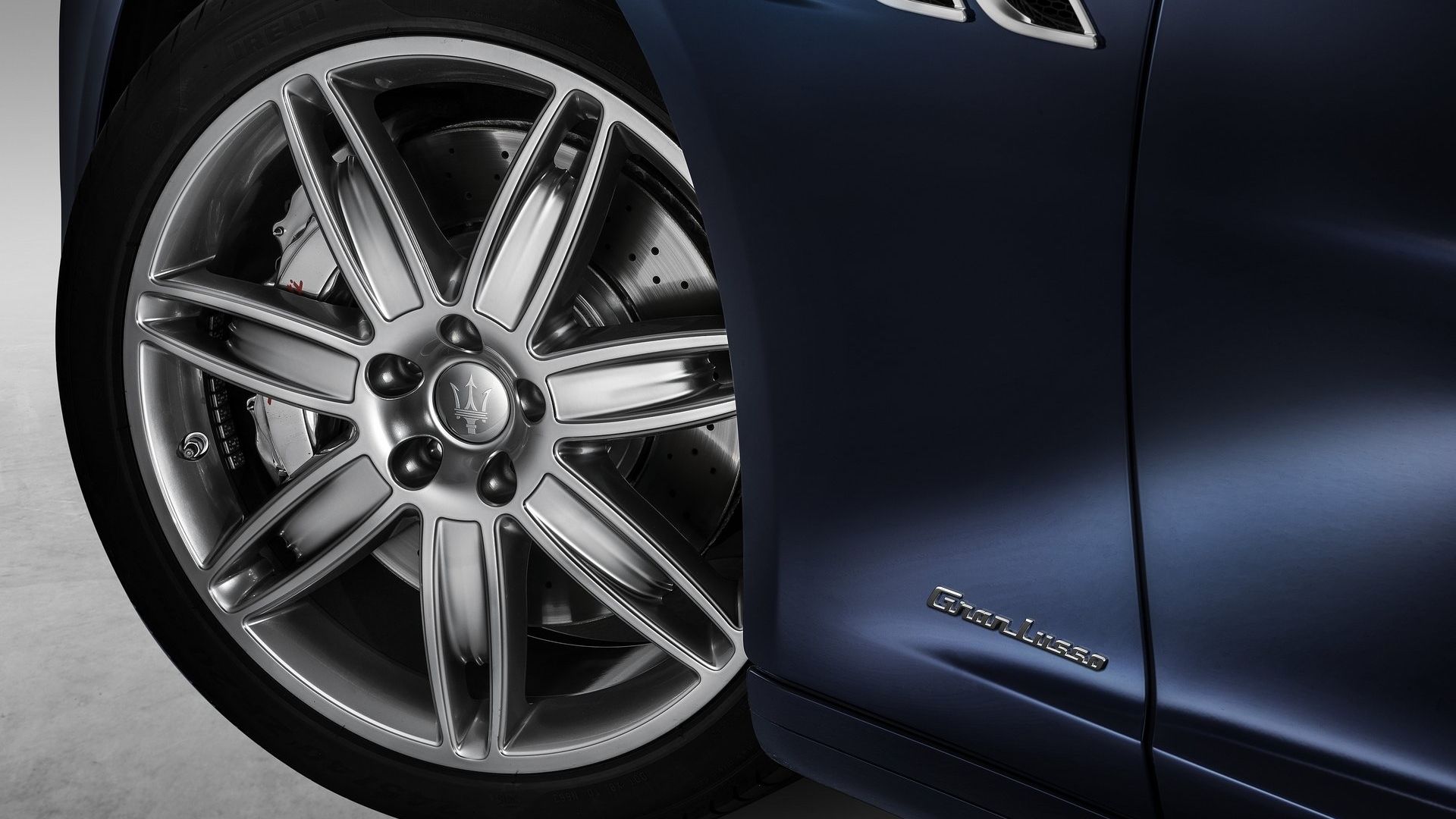 2017 maserati quattroporte wheel