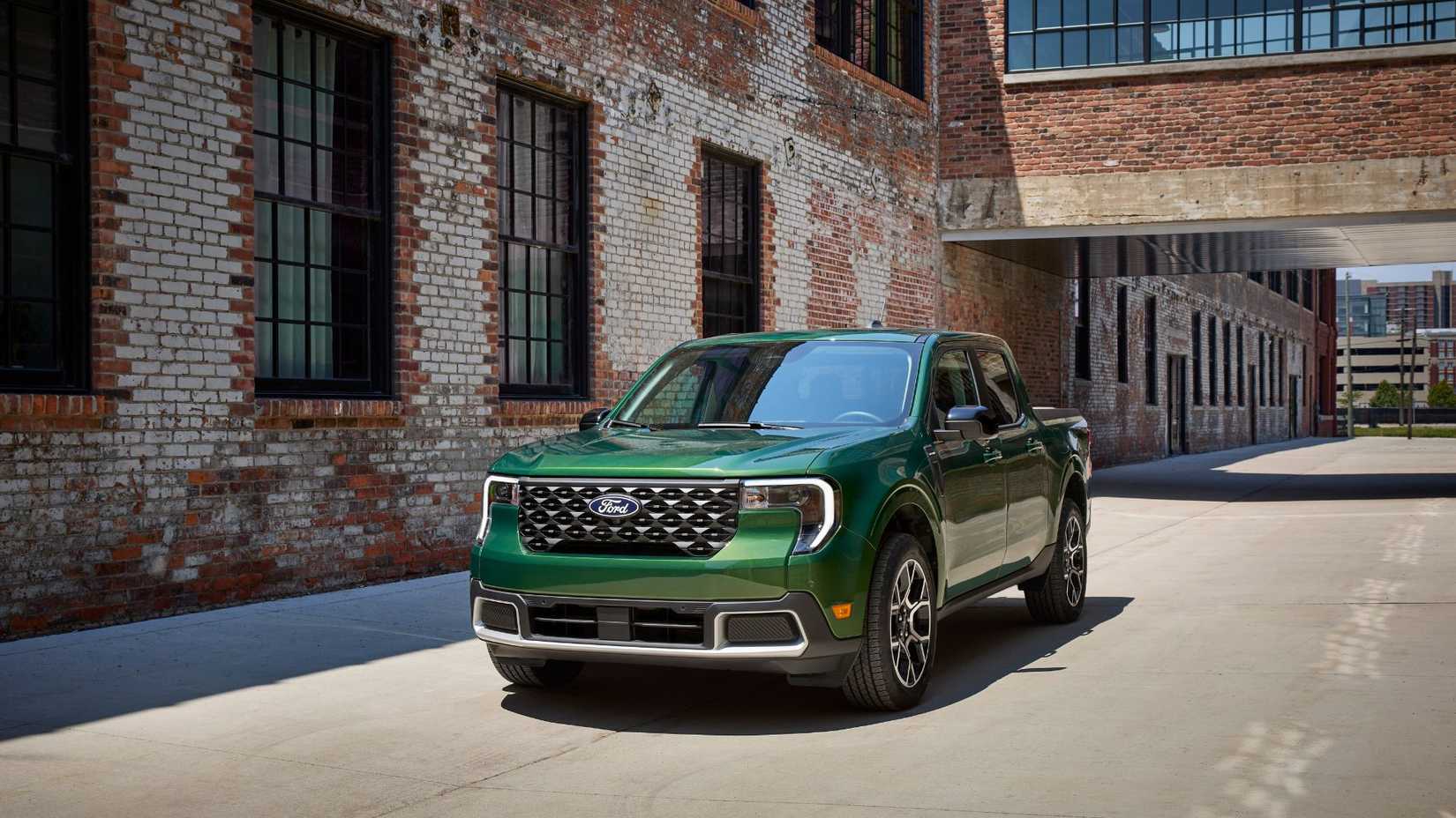2022 - 2025 Ford Maverick