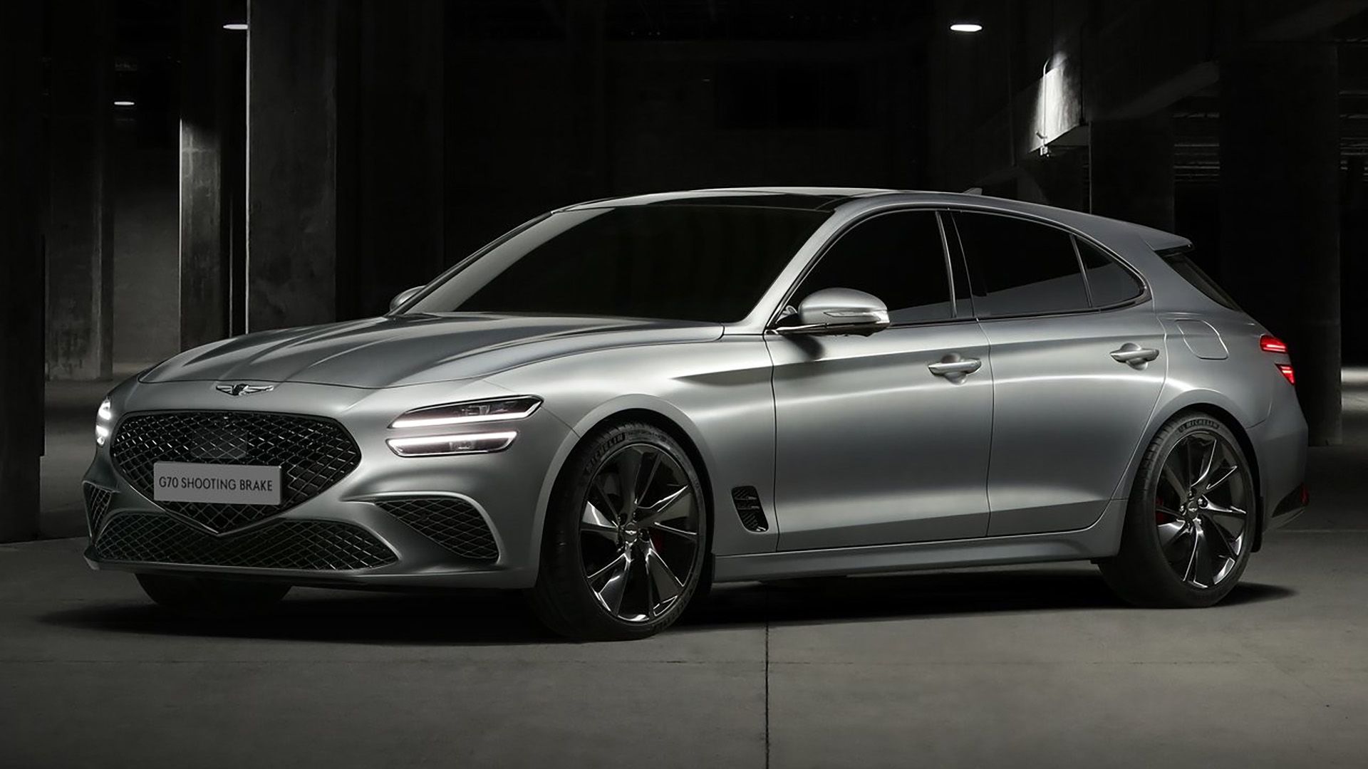 2022-genesis-g70-shooting-brake-front-three-quarter 2022 Genesis G70 Shooting Brake front, three-quarter
