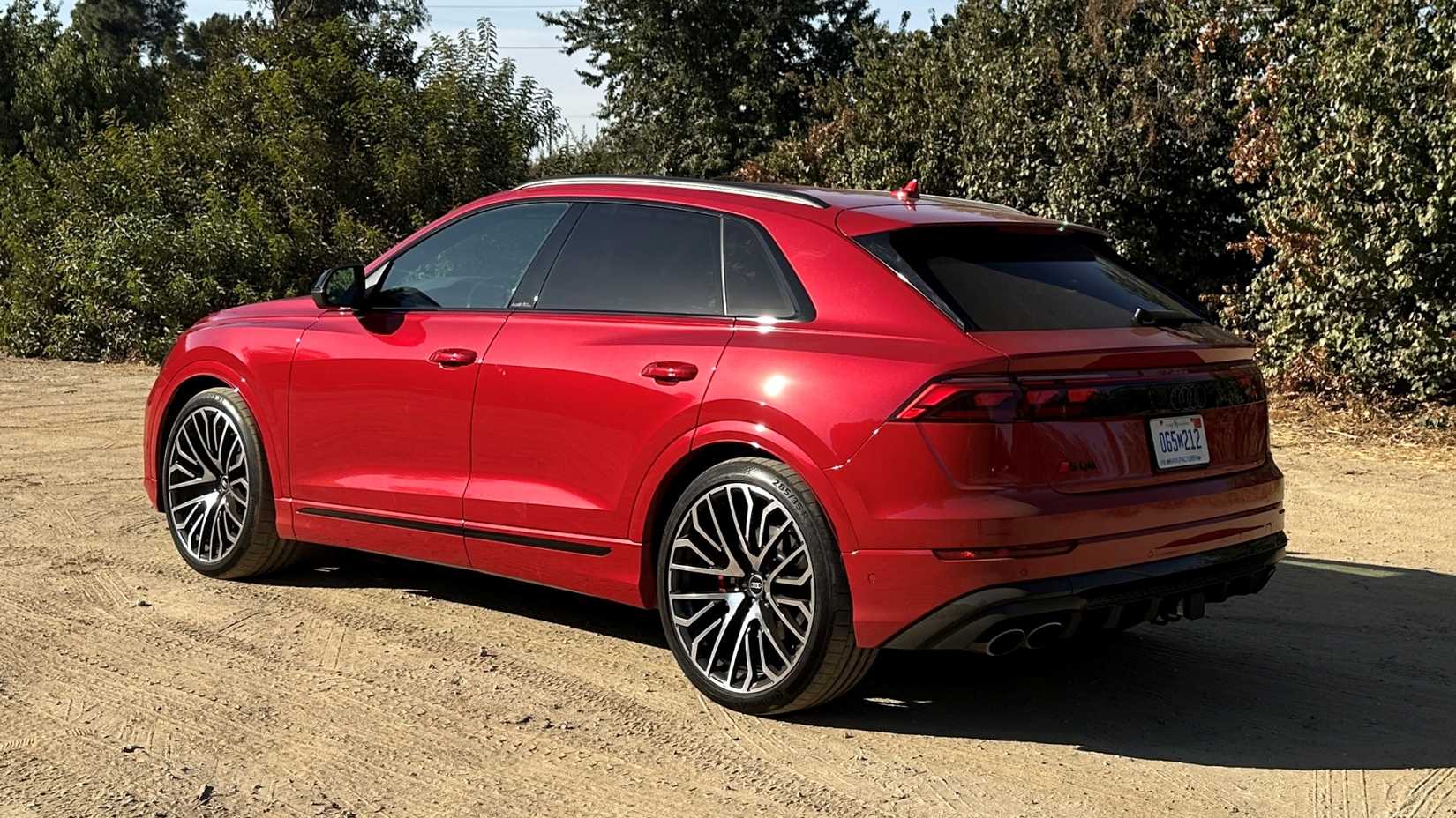 2024 Audi SQ8 rear quarter