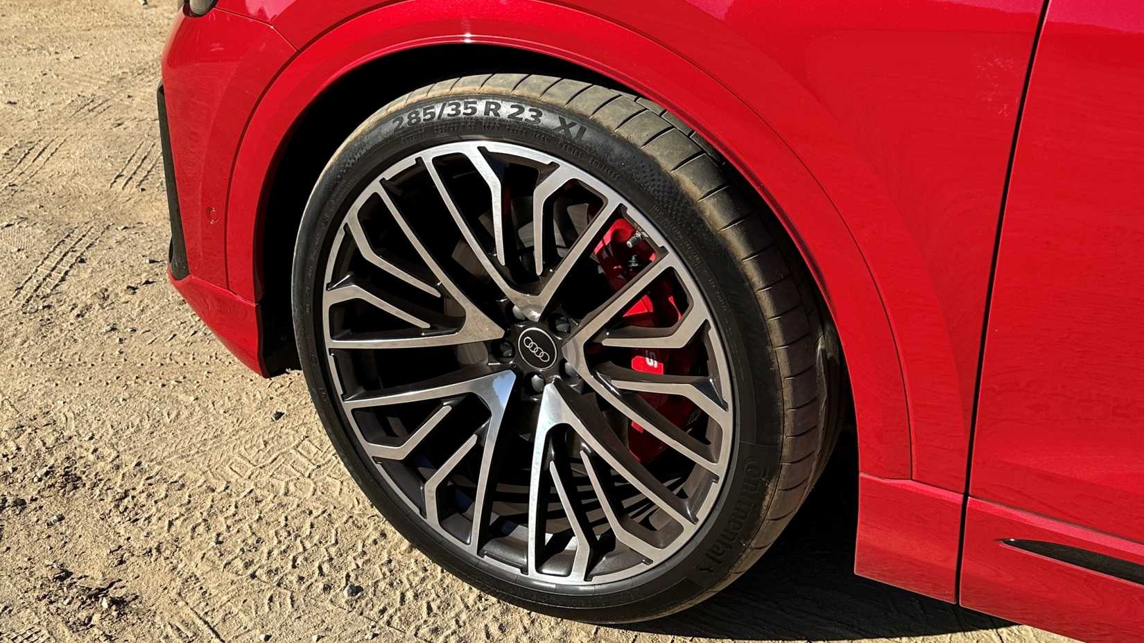 2024 Audi SQ8 wheel