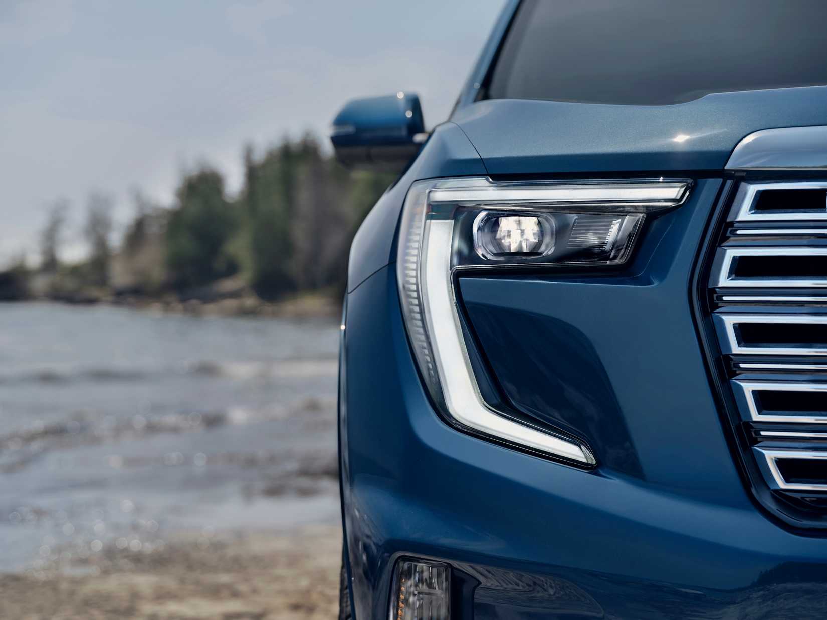 2024 GMC Acadia Denali Light