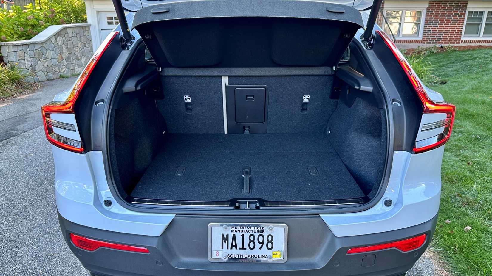 Cargo room in the 2024 Volvo C40 Recharge