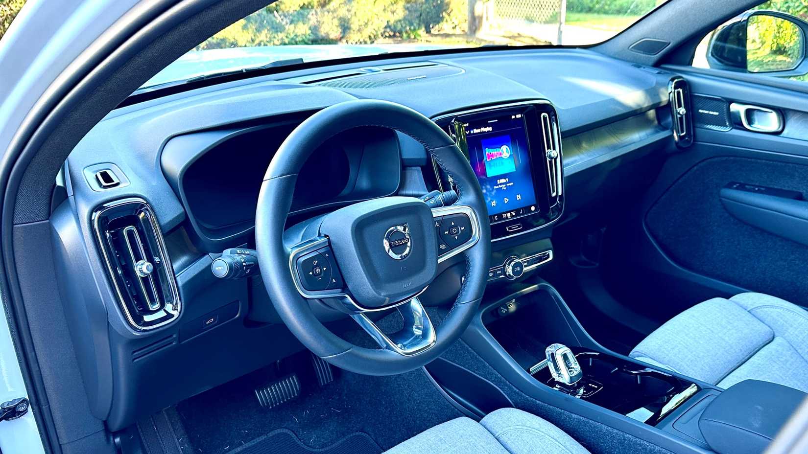 2024 Volvo C40 Recharge Interior Driver Area