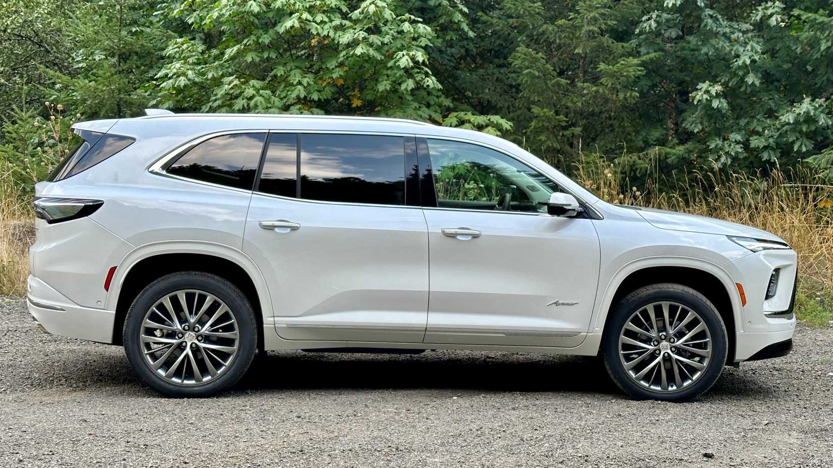 2025-buick-enclave-profile 2025 Buick Enclave