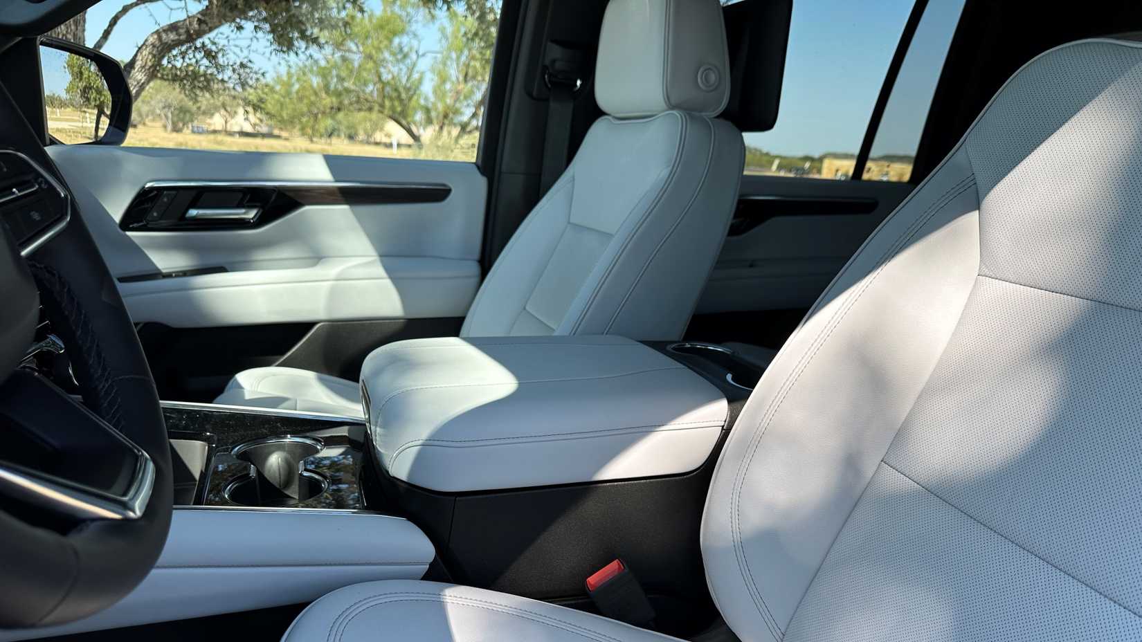 The 2025 Chevrolet Suburban front console