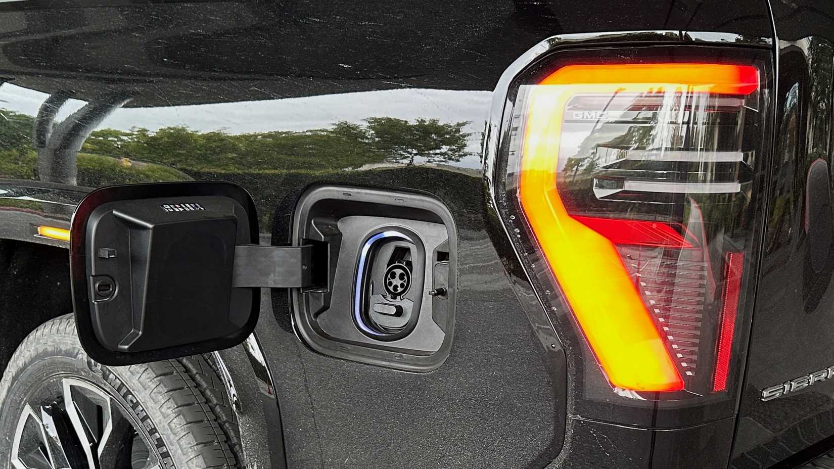 2025-gmc-sierra-ev-22 2025 GMC Sierra EV charging port