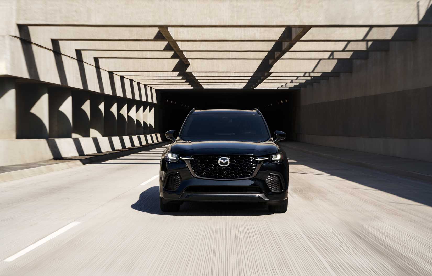 2025 Mazda CX-70 Grille