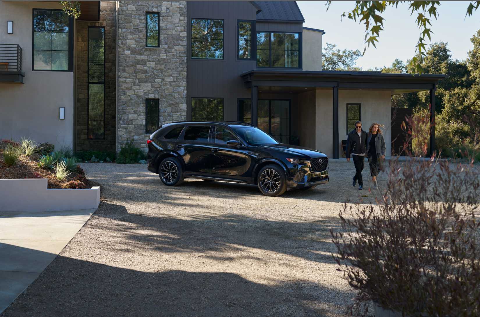 2025 Mazda CX-70 Parked