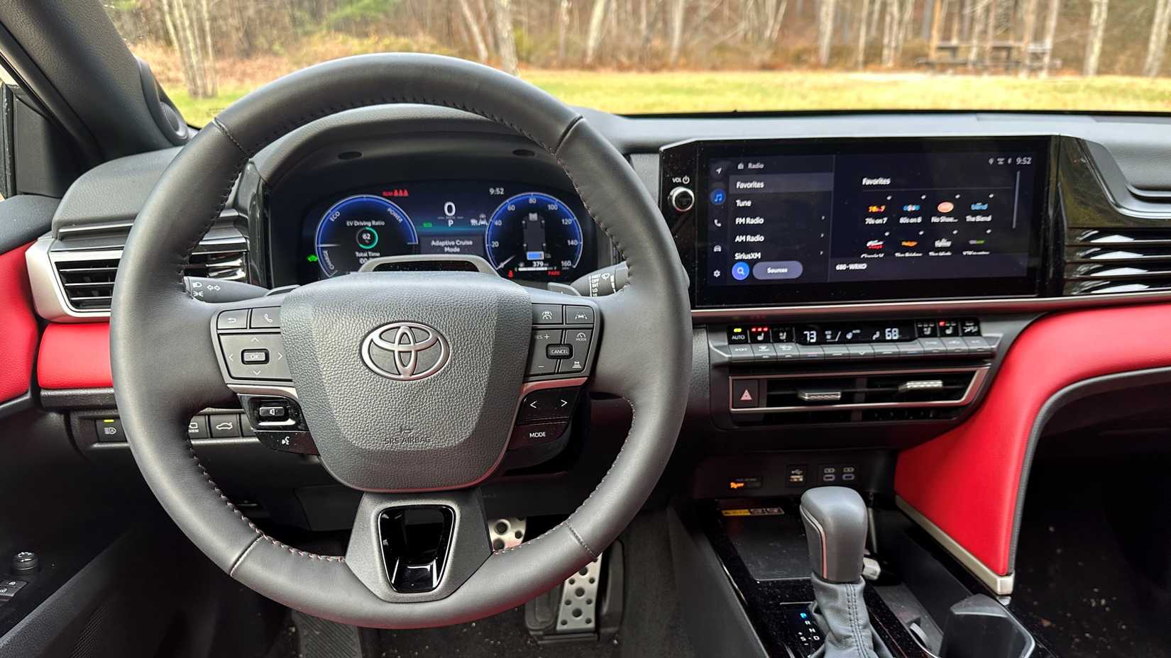 2025 Toyota Camry steering wheel