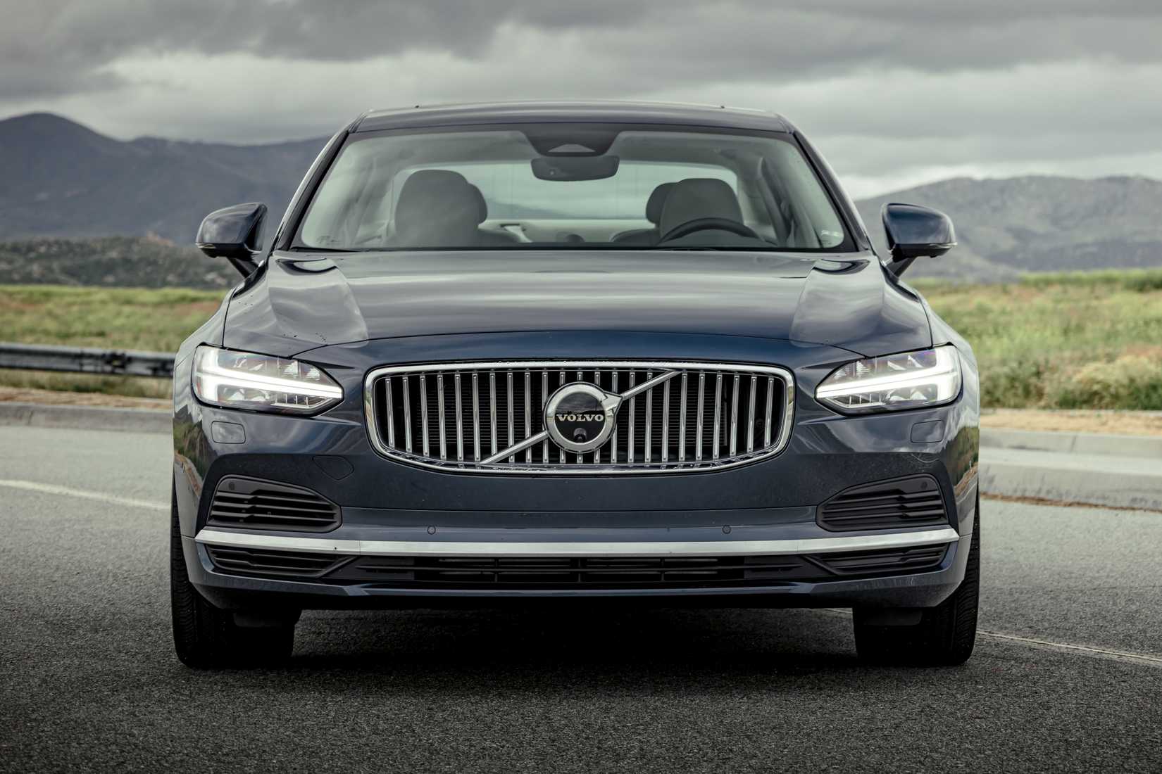 2024 Volvo S90 T8 Recharge