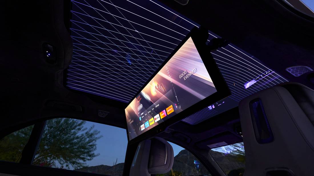 BMW i7 Theater Screen