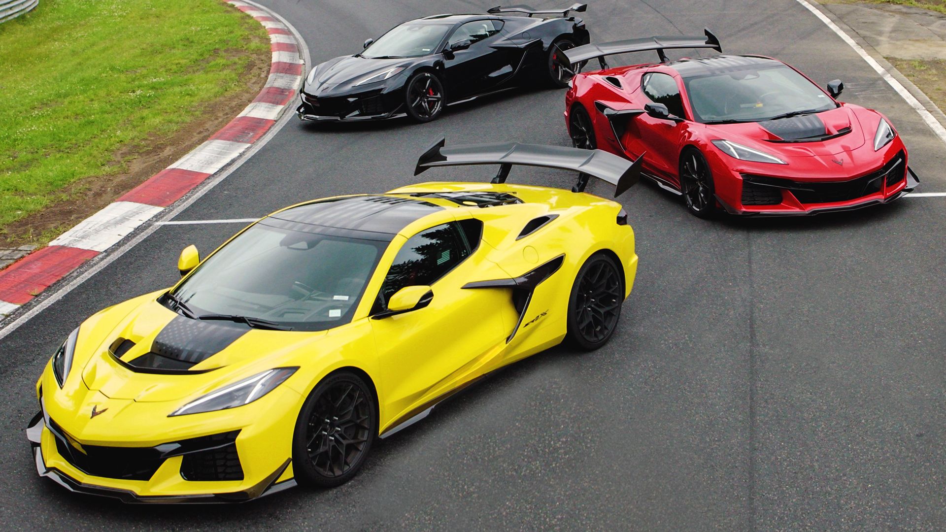 Chevrolet Corvettes At The Nurburgring