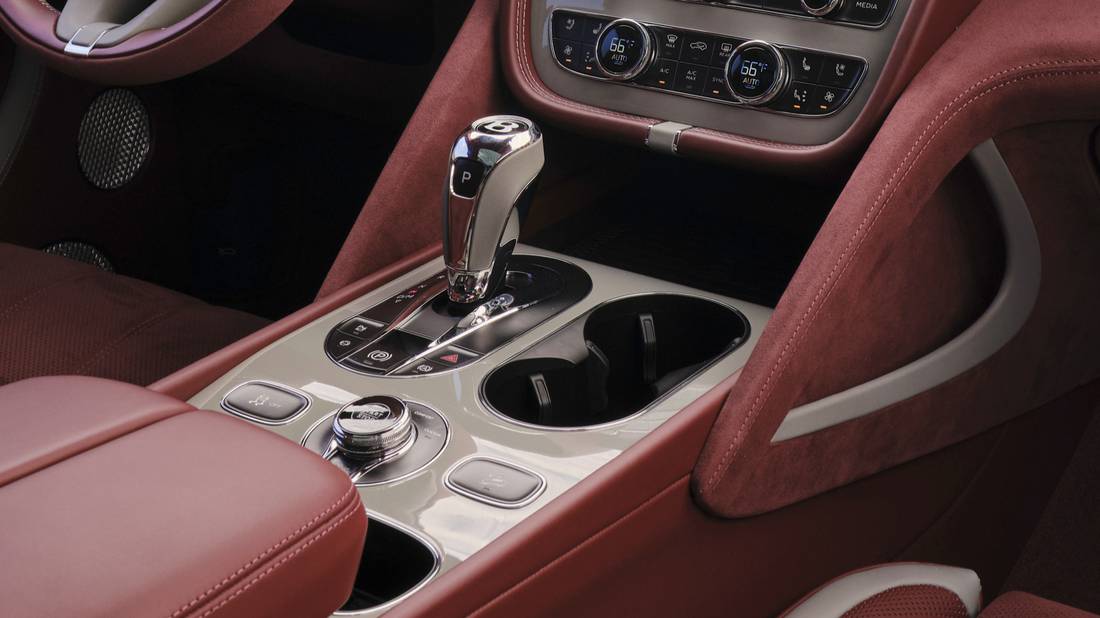 Bentley Bentayga center console