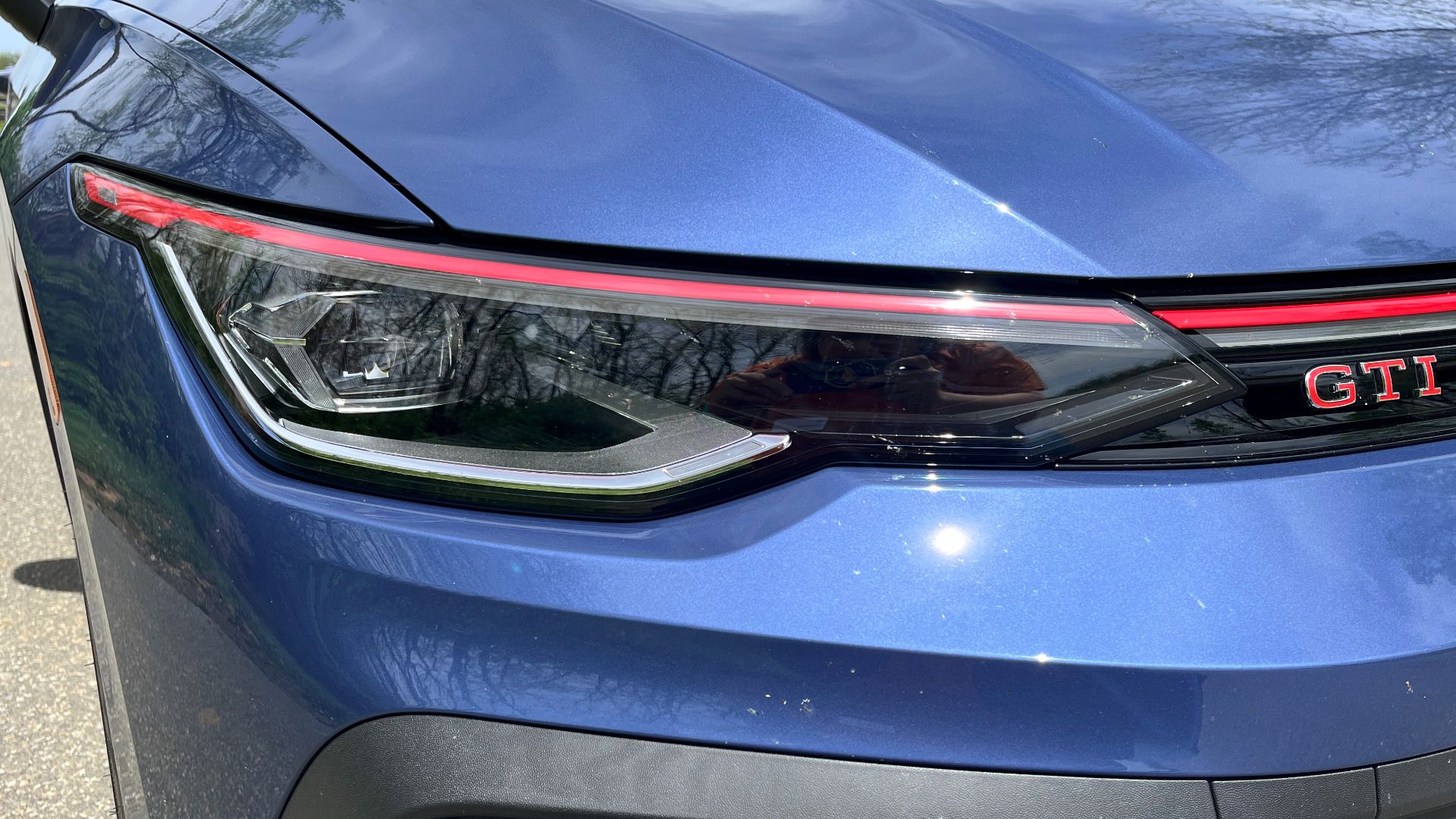 2025 Volkswagen Golf GTI headlight