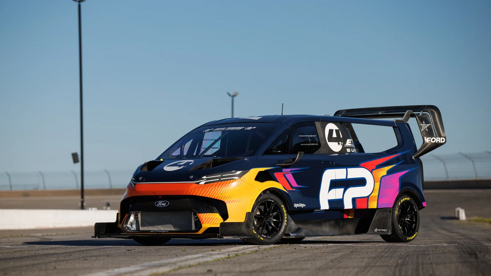 ford-supervan-2023-pikes-peak Ford SuperVan 2023 Pikes Peak