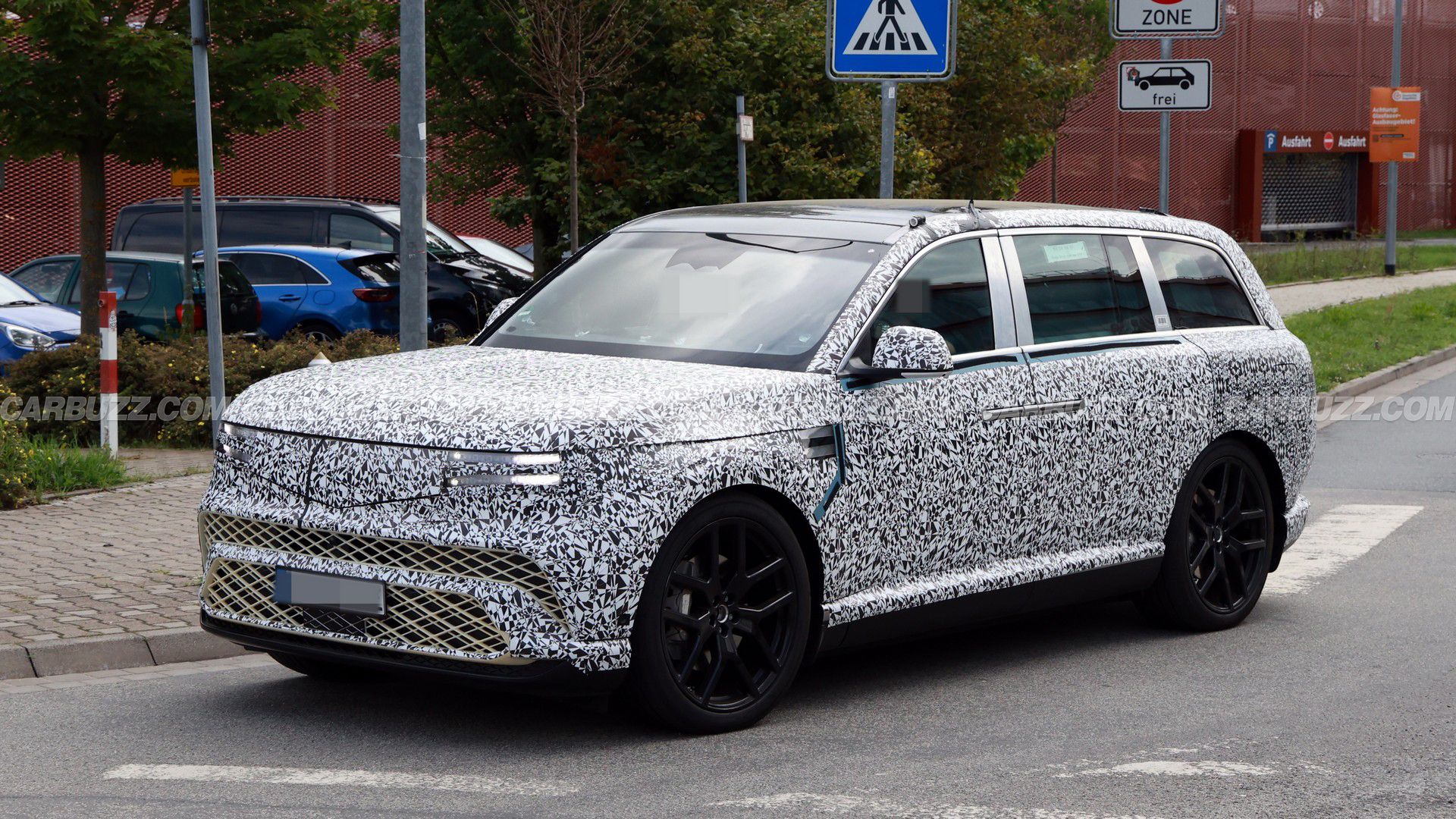 Genesis GV90 Spy Photos (14)