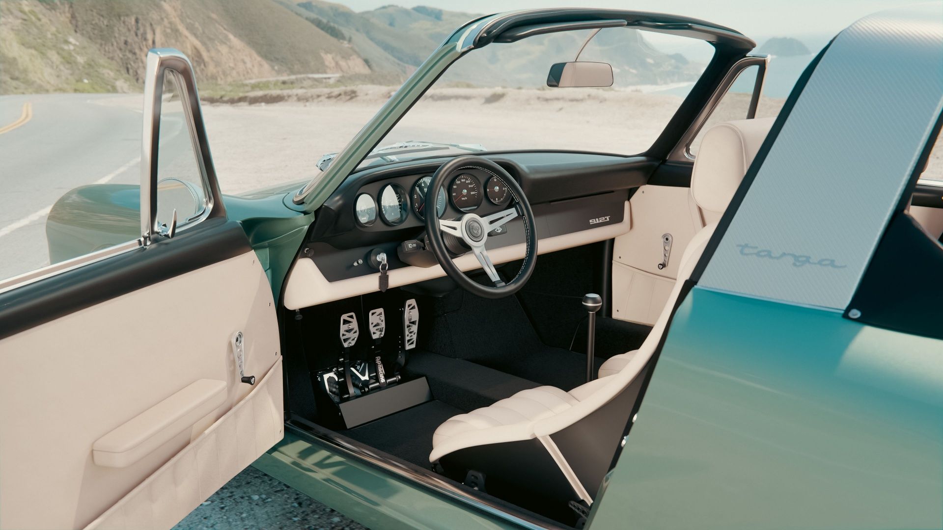 Kamm Porsche 912T Targa Interior