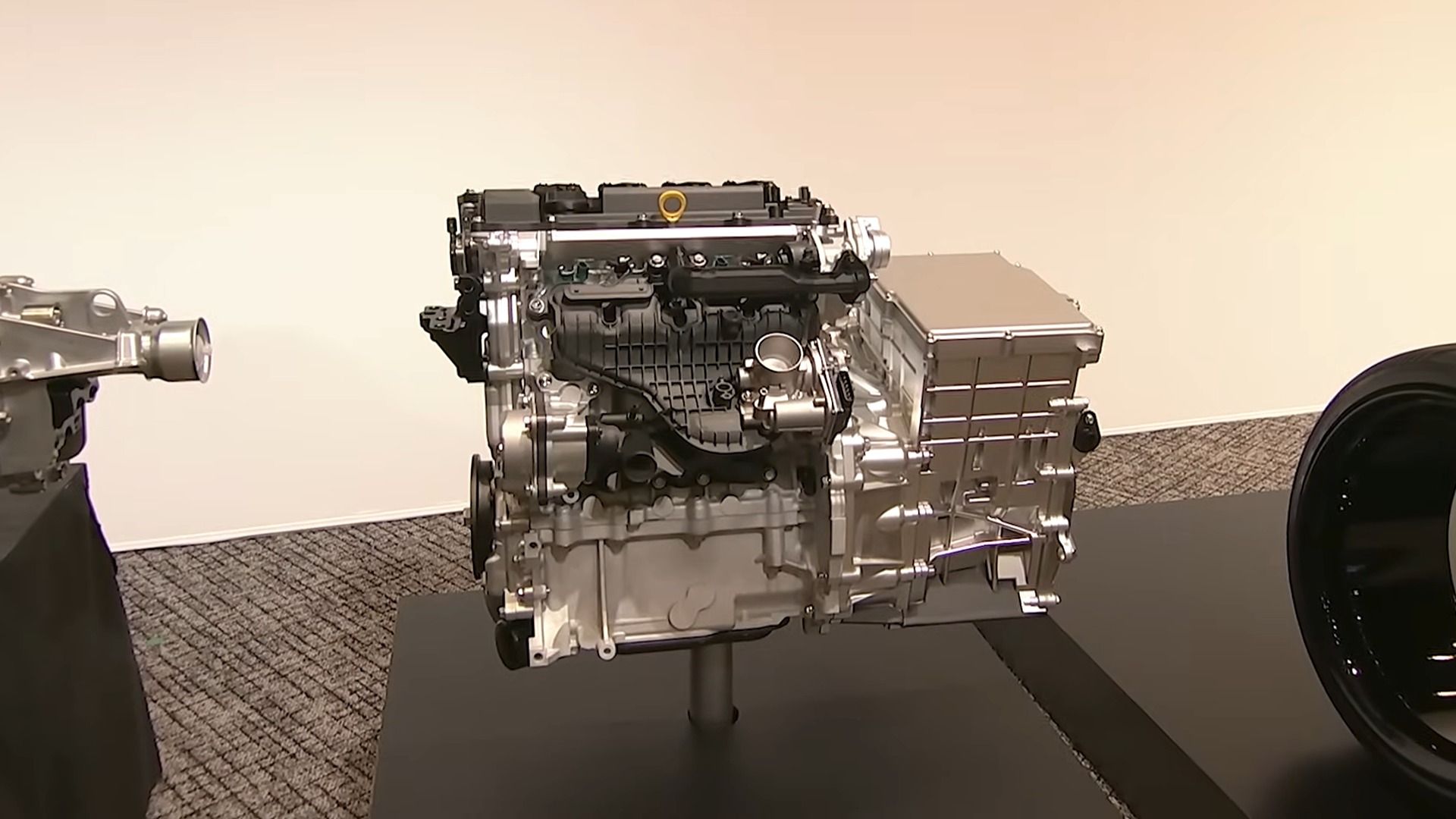 Toyota four-cylinder engine prototype