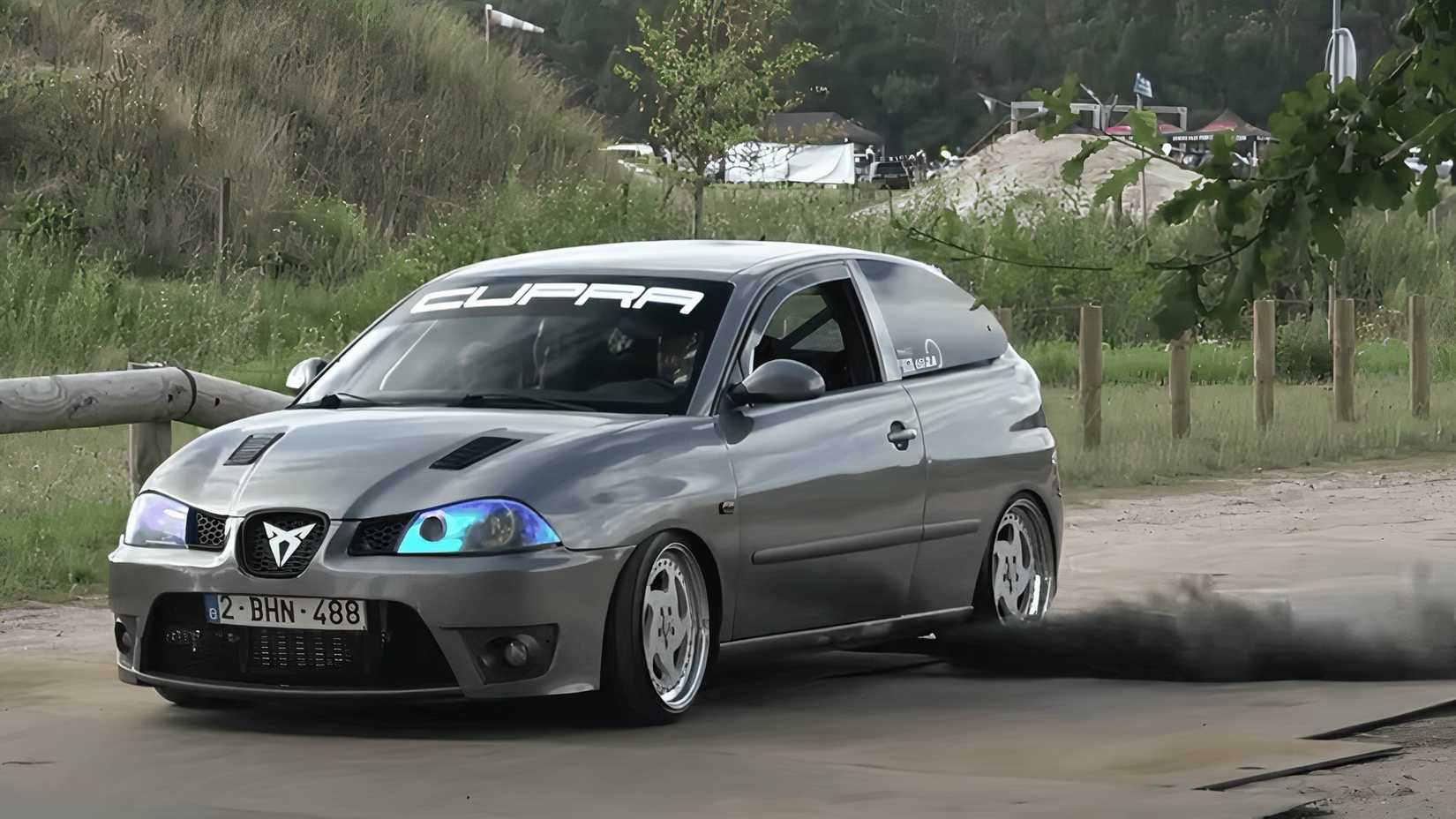 Black exhaust smoke from a Seat Ibiza
