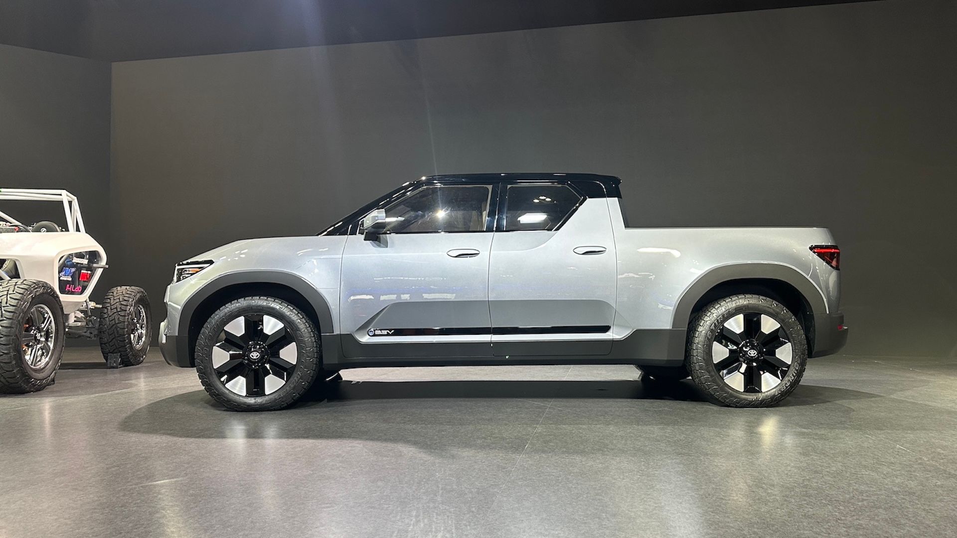 Toyota EPU Electric Pickup Truck Concept